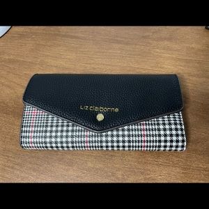 Liz Claiborne wallet